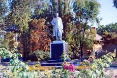 Памятник Горькому.JPG